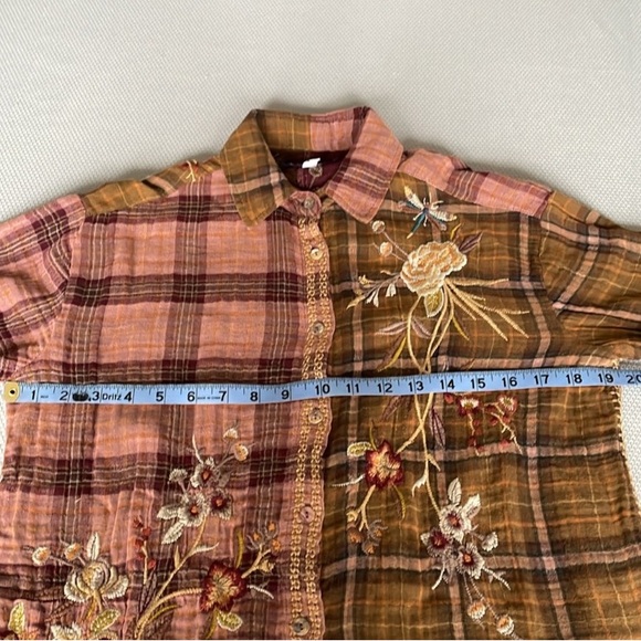 Johnny Was Varlese Multicolor Embroidered Plaid Oversized Shirt Size XS - Picture 5 of 13